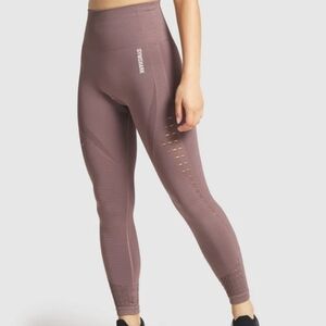Gymshark ENERGY+ SEAMLESS LEGGINGS in Rose Taupe Size XS